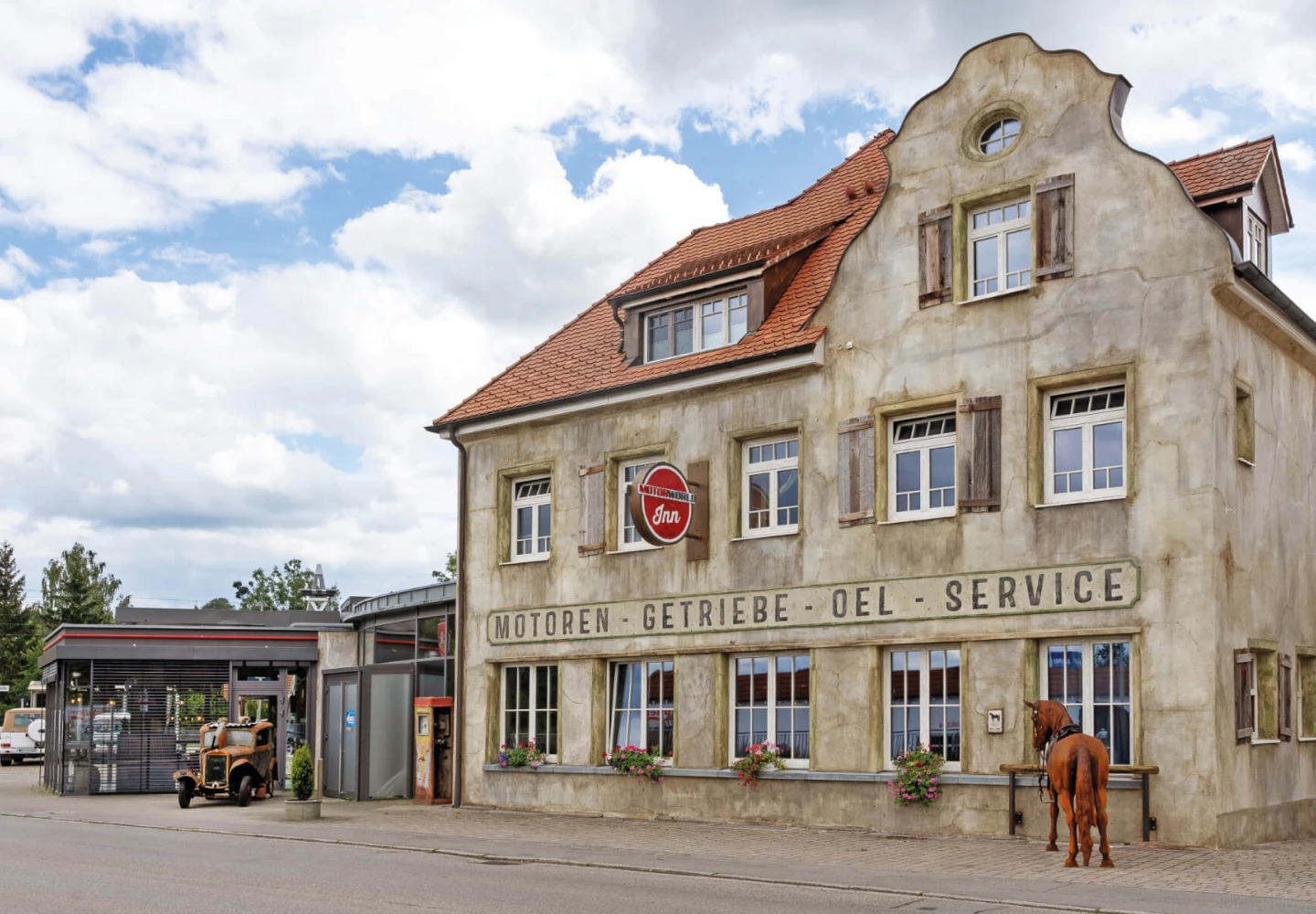 referenzen-motorworl-inn-desktop-1