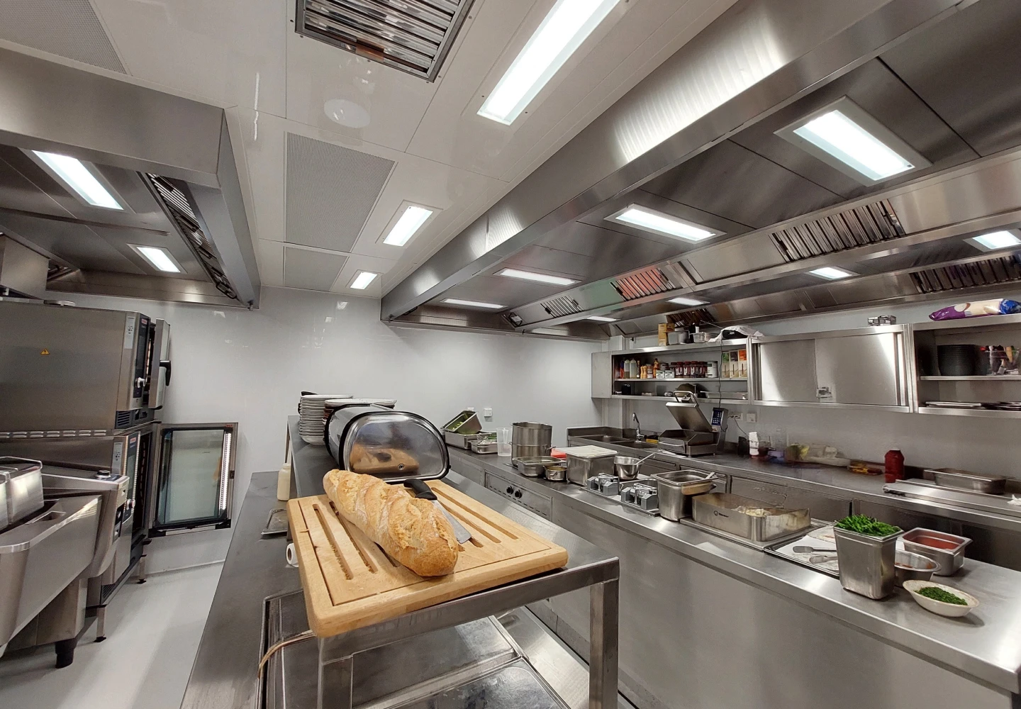 referenzen-motorworl-inn-desktop-3